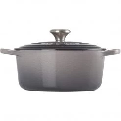 COOKWARE Le Creuset Round 4.5-Quart Dutch Oven - Oyster