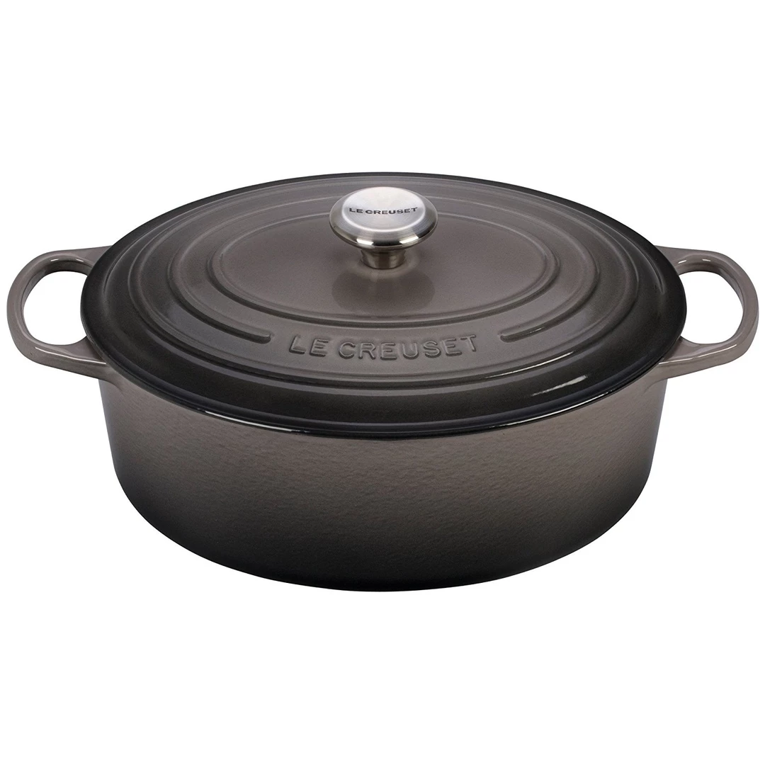 COOKWARE Le Creuset Oval 6.75-Quart Dutch Oven - Oyster 3 COOKWARE Le Creuset Oval 6.75-Quart Dutch Oven - Oyster