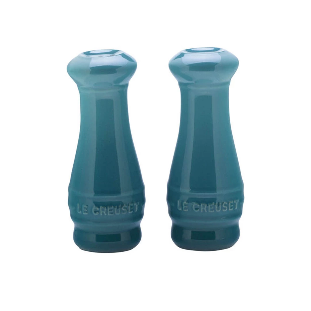 Le Creuset 4 Oz. Each Salt And Pepper Shaker Set Of 2 - Caribbean 3 Le Creuset 4 Oz. Each Salt And Pepper Shaker Set Of 2 - Caribbean