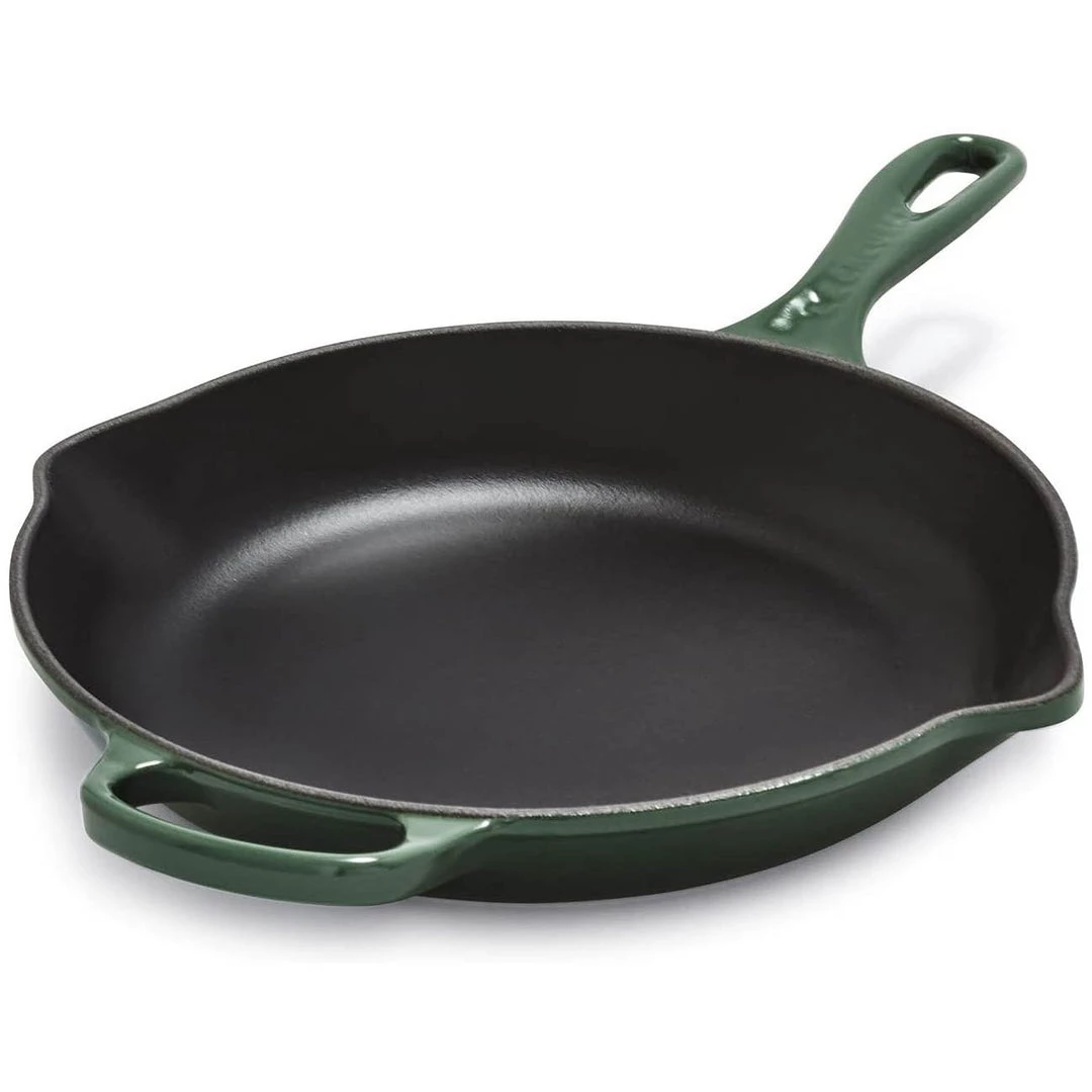 Le Creuset 10.25" Signature Iron Handle Skillet - Artichaut 3 Le Creuset 10.25" Signature Iron Handle Skillet - Artichaut