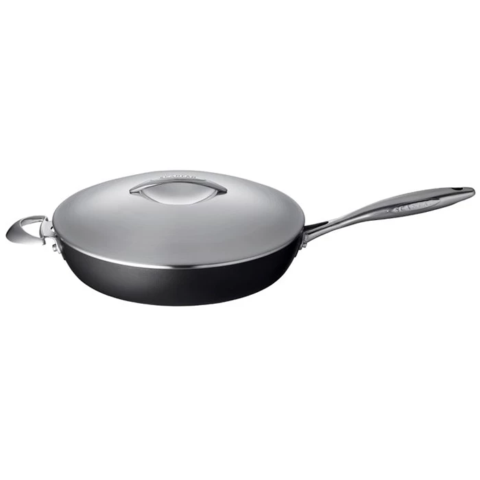 Scanpan Professional 3.5-Quart Covered Saute Pan COOKWARE 4 Scanpan Professional 3.5-Quart Covered Saute Pan COOKWARE