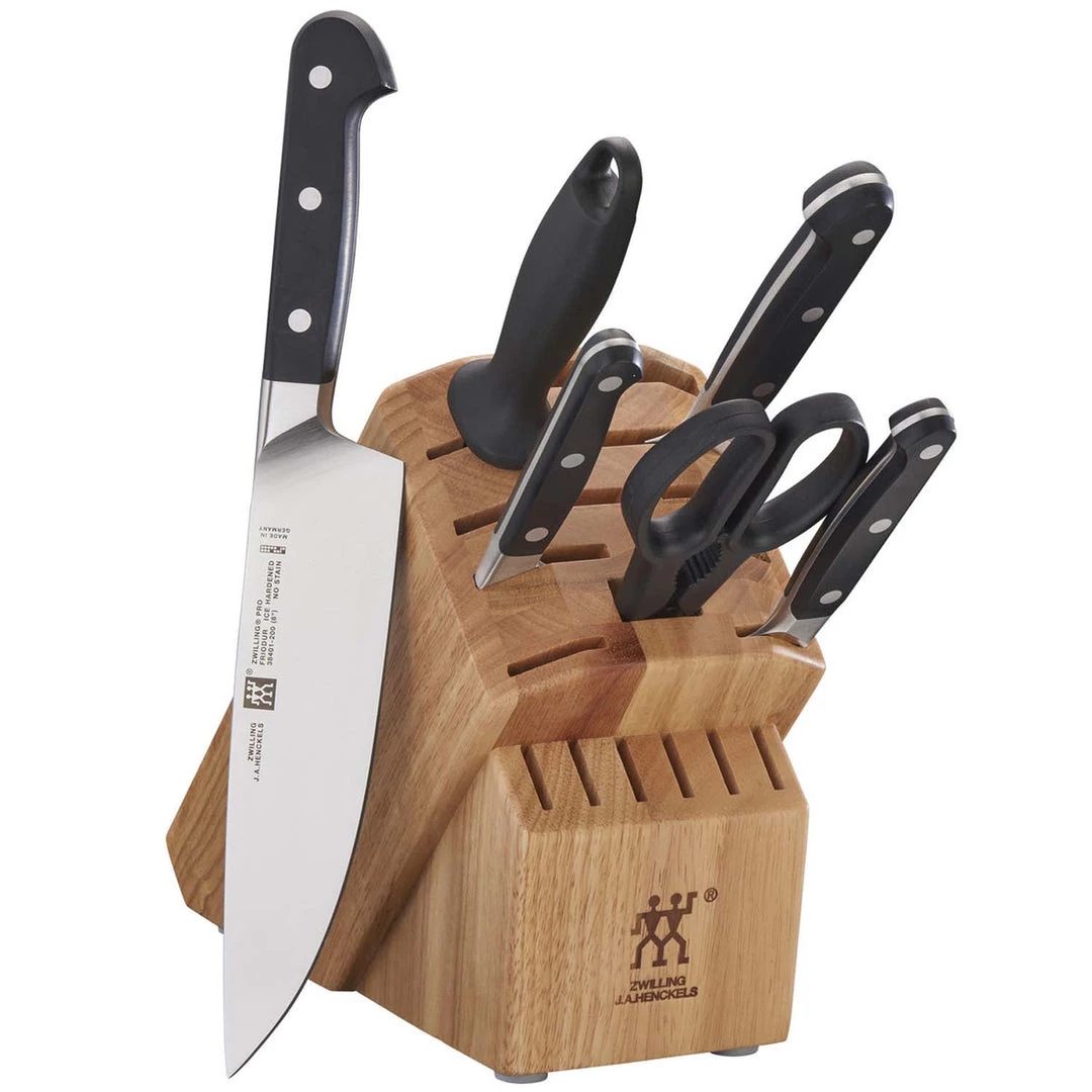 Zwilling J.A. Henckels Pro 7-Piece Knife Block Set - Natural 3 Zwilling J.A. Henckels Pro 7-Piece Knife Block Set - Natural