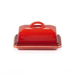 Le Creuset 6.75" X 5" X 3.5" Heritage Butter Dish - Cerise 8 Le Creuset 6.75