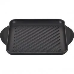 Le Creuset Enamaled Cast Iron Square Grill, 9.5
