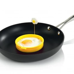 COOKWARE Zeal Silicone Egg Ring
