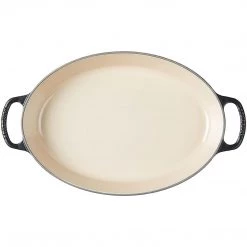 Le Creuset 3 Qt. Signature Oval Baker - Licorice