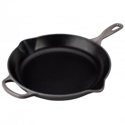Le Creuset 11.75'' Signature Skillet - Oyster