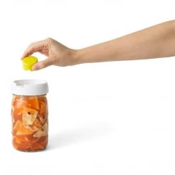 COOKWARE Chef'n Quickler Fermentation Lid For Wide Mouth Mason Jars, White