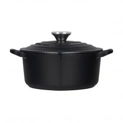 Le Creuset 2 Qt. Signature Figural Heart Cocotte - Licorice W/ SS Knob