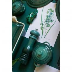 Le Creuset 2.5-Quart Heritage Square Casserole - Artichaut