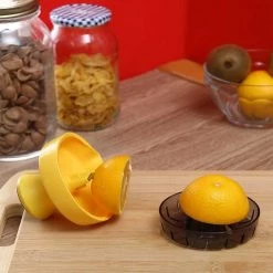 Trudeau 9612006 2in1 Lemon Squeezer, Yellow/Grey