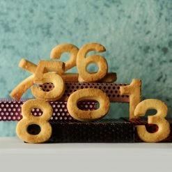 BAKEWARE Lekue Birthday Lollipop Mold, Red