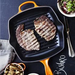 Le Creuset 10.25'' Signature Square Skillet Grill - Flame