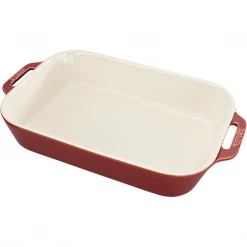 BAKEWARE Staub Ceramic Rectangular Baking Dish - Rustic Red
