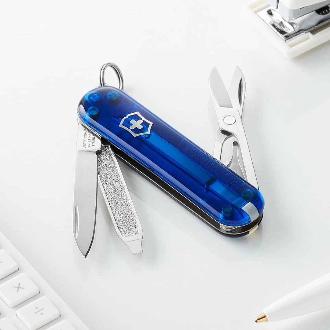 CUTLERY Victorinox Swiss Army Classic SD Pocket Knife, Translucent Sapphire 6 CUTLERY Victorinox Swiss Army Classic SD Pocket Knife, Translucent Sapphire