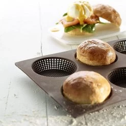 BAKEWARE Lekue Roll Pan, Brown