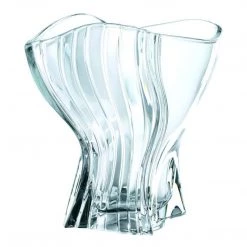 Nachtmann Curve Vase, 8" COOKWARE