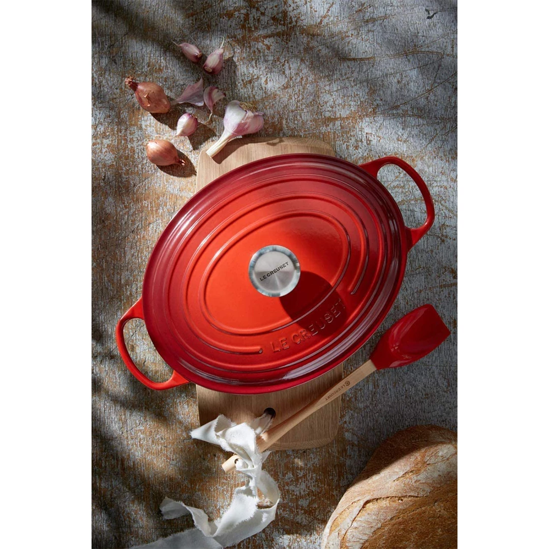 COOKWARE Le Creuset 9.5 Qt. Signature Oval Dutch Oven - Cerise 11 COOKWARE Le Creuset 9.5 Qt. Signature Oval Dutch Oven - Cerise