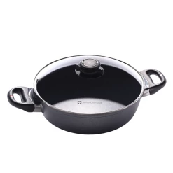 COOKWARE Swiss Diamond 3.2-Quart Nonstick Casserole