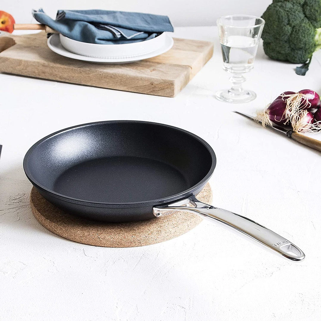 COOKWARE Cristel Castel Pro 12" Nonstick Fry Pan 6 COOKWARE Cristel Castel Pro 12" Nonstick Fry Pan