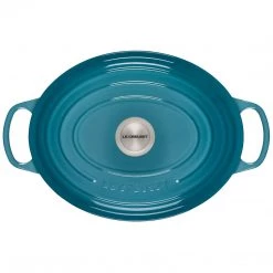 Le Creuset Oval 6.75-Quart Dutch Oven - Caribbean