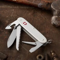 CUTLERY Victorinox Swiss Army Farmer Pocket Knife (Silver Alox Ribbed) , 93mm
