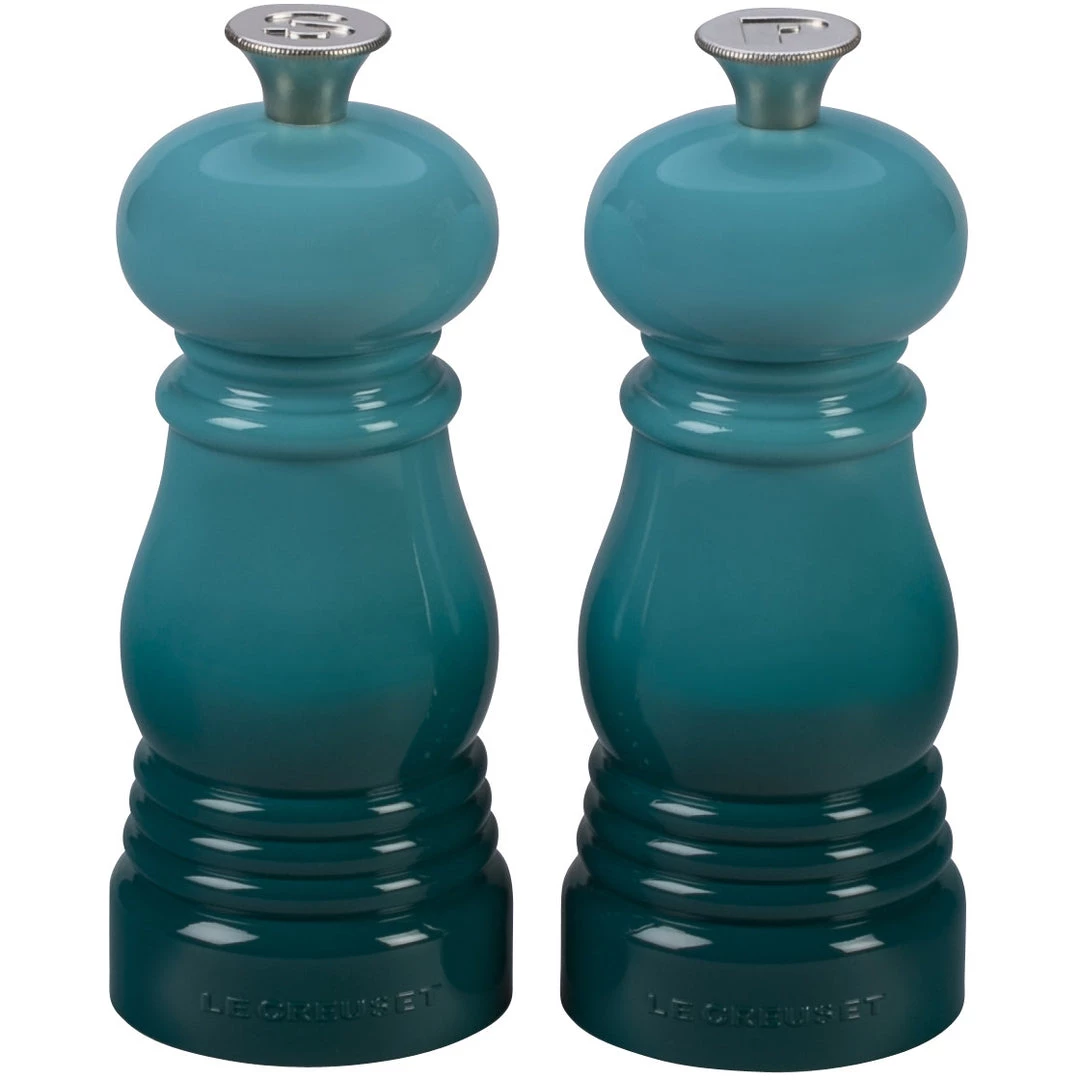 COOKS TOOLS Le Creuset Petite 5'' X 2'' Salt And Pepper Mill Set - Caribbean 3 COOKS TOOLS Le Creuset Petite 5'' X 2'' Salt And Pepper Mill Set - Caribbean
