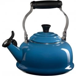 Le Creuset Classic 1.7-Quart Whistling Kettle - Marseille COOKWARE