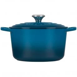COOKWARE Le Creuset 5.25-Qt Signature Deep Oven - Deep Teal 8 COOKWARE Le Creuset 5.25-Qt Signature Deep Oven - Deep Teal