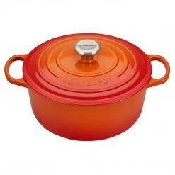 Le Creuset Round 5.5-Quart Dutch Oven - Flame