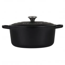 Le Creuset 7.25 Qt. Signature Round Dutch Oven - Licorice