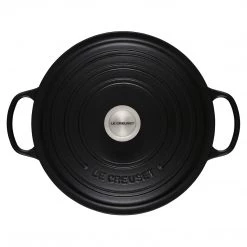 Le Creuset 7.25 Qt. Signature Round Dutch Oven - Licorice