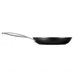 COOKWARE Le Creuset Toughened Nonstick PRO 9-1/2" Fry Pan